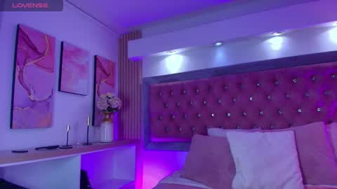 cherry online show from 17, 4, 2026