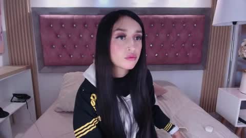 cherry online show from 25, 4, 2026