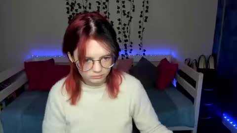 shy_elina01 online show from 21, 11, 2025