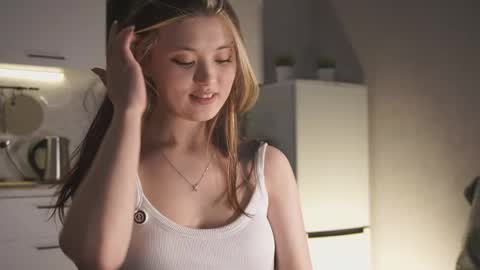 Snapshot of shyakemi chatting on 28, 3, 2026 Akemi online show from 28, 3, 2026