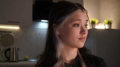 Akemi online show from 5, 5, 2026