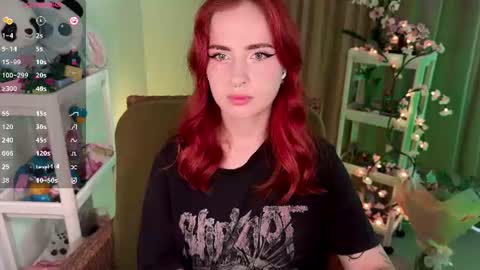 Snapshot of shyfoxxxy chatting on 15, 6, 2026 Effie online show from 15, 6, 2026