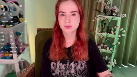 Snapshot of shyfoxxxy chatting on 16, 7, 2026 Effie online show from 16, 7, 2026