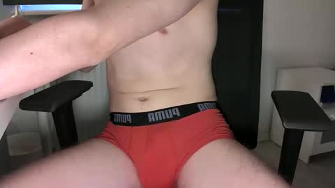 shyguy_2005 online show from 11, 5, 2026