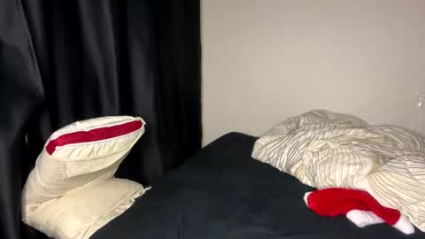 Tom and Betty online show from 27, 12, 2024