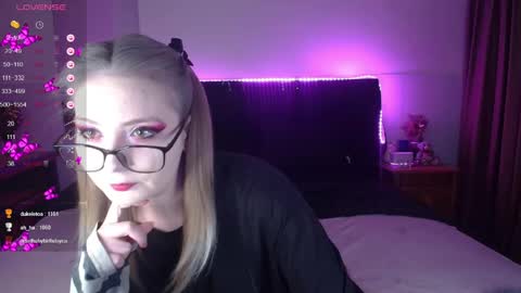 Snapshot of shysweetrish chatting on 10, 5, 2026 shysweetrish online show from 10, 5, 2026