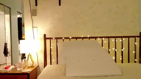 sicklitgirl online show from 13, 10, 2025