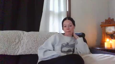 Snapshot of sidneyraee chatting on 19, 4, 2026 Mrs. St. Patrickk online show from 19, 4, 2026