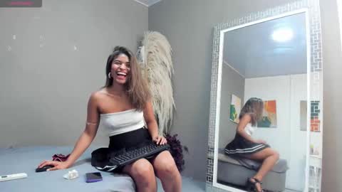 sienna_glow online show from 2, 3, 2026