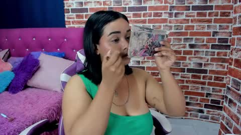 sienna_lux01 online show from 10, 4, 2026