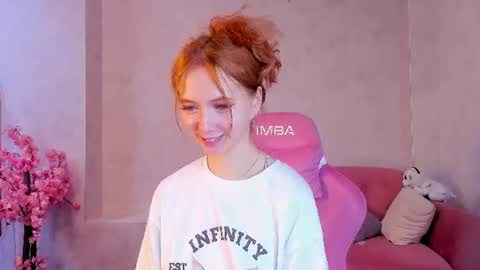Snapshot of sienna_nyx chatting on 25, 6, 2026 Sienna online show from 25, 6, 2026