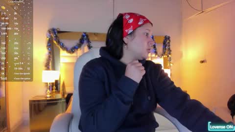 Sienna  online show from 23, 12, 2025