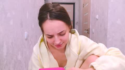 Sienna Mia online show from 15, 5, 2026