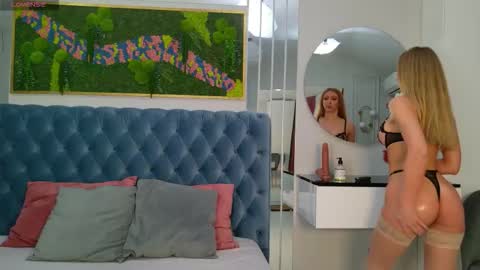 Snapshot of siennapierce chatting on 10, 3, 2026 Sienna online show from 10, 3, 2026