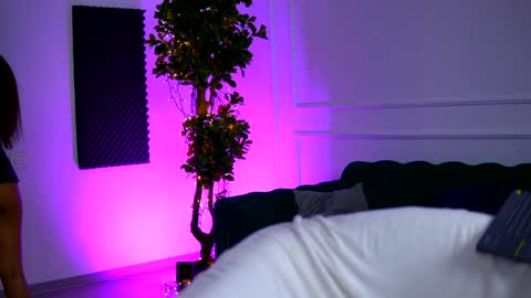 Sienna online show from 2, 4, 2026