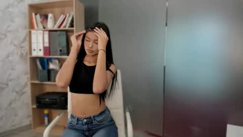 Snapshot of siennayong chatting on 30, 9, 2025 Sienna online show from 30, 9, 2025