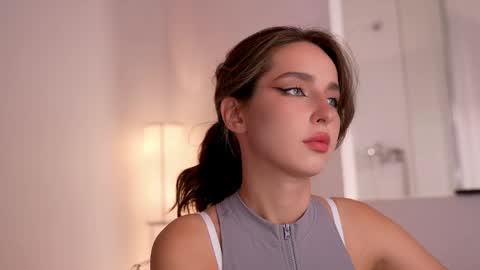 Snapshot of silent_chill chatting on 10, 1, 2025 Chilli online show from 10, 1, 2025