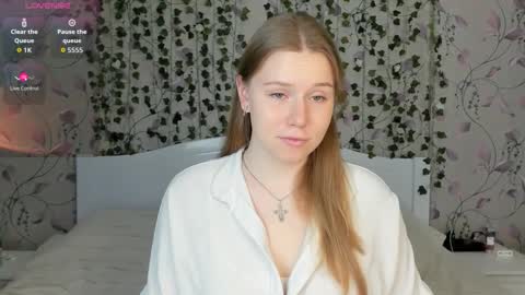 Chloe online show from 24, 11, 2025