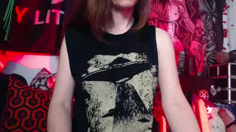 Snapshot of silentmary chatting on 26, 5, 2026 Allmylinkssilentmary666 online show from 26, 5, 2026