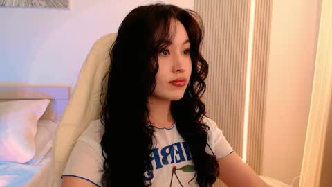 silk_ann online show from 15, 4, 2026