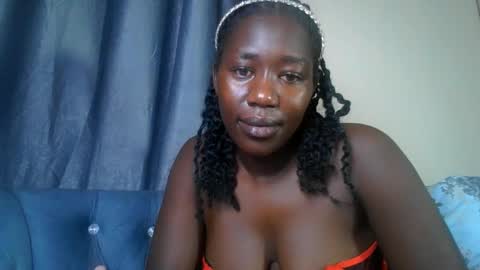 Snapshot of silky_aura chatting on 29, 5, 2026 Memoo online show from 29, 5, 2026