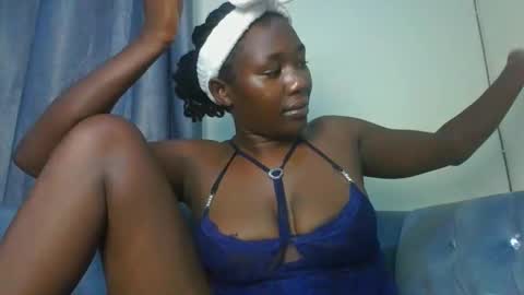 Snapshot of silky_aura chatting on 31, 5, 2026 Memoo online show from 31, 5, 2026