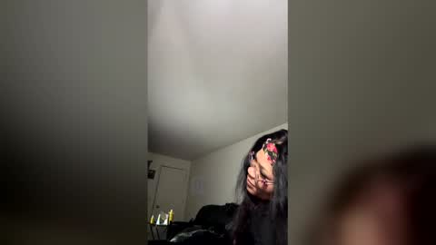 SilkyBvtter online show from 9, 4, 2026