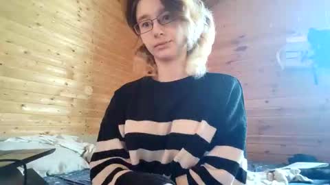 Snapshot of silvadevil chatting on 26, 5, 2026 Kate online show from 26, 5, 2026