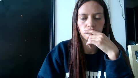 Snapshot of silvanaroberts_ chatting on 17, 6, 2026 Rouse online show from 17, 6, 2026