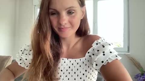 Snapshot of silver_miley chatting on 30, 9, 2025 silver_miley online show from 30, 9, 2025