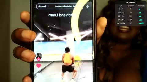 Snapshot of siminfox chatting on 19, 5, 2026 Simin Fox online show from 19, 5, 2026