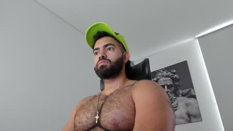Snapshot of simon_leon01 chatting on 24, 7, 2026 simon_leon01 online show from 24, 7, 2026