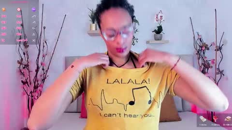 simona_brooke online show from 10, 9, 2025