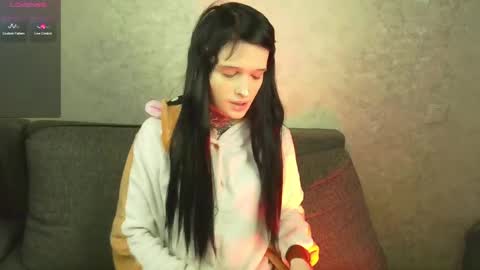 Snapshot of simona_rain chatting on 19, 2, 2025 Simona online show from 19, 2, 2025