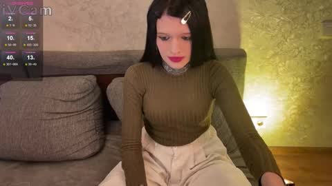 Snapshot of simona_rain chatting on 6, 3, 2025 Simona online show from 6, 3, 2025
