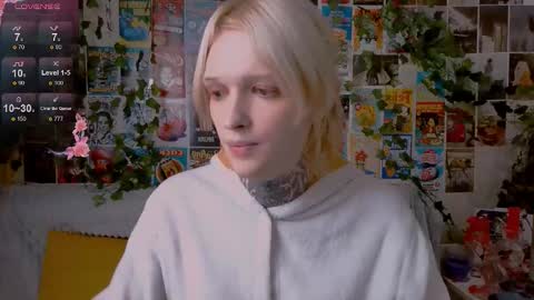 Snapshot of simona_rain chatting on 28, 9, 2025 Simona online show from 28, 9, 2025