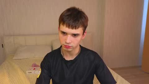 Snapshot of simonboy592 chatting on 8, 6, 2026 Alex online show from 8, 6, 2026