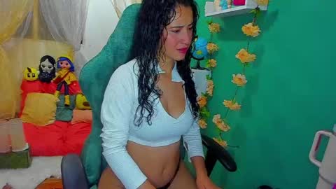 Snapshot of simone_simpson chatting on 26, 4, 2026 Simon Simpson Modelo Independiente online show from 26, 4, 2026