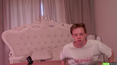 Snapshot of simonwarner chatting on 10, 5, 2026 Simon online show from 10, 5, 2026