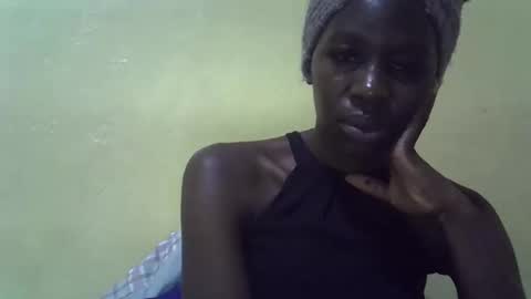 Snapshot of simplyloy33 chatting on 18, 4, 2026 simplyloy33 online show from 18, 4, 2026