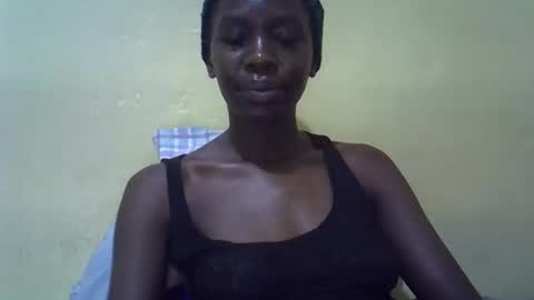 Snapshot of simplyloy33 chatting on 25, 4, 2026 simplyloy33 online show from 25, 4, 2026