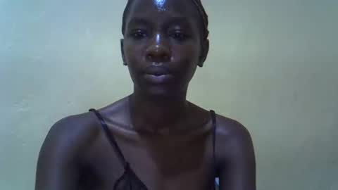 Snapshot of simplyloy33 chatting on 1, 5, 2026 simplyloy33 online show from 1, 5, 2026