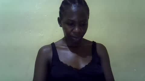 Snapshot of simplyloy33 chatting on 10, 7, 2026 simplyloy33 online show from 10, 7, 2026