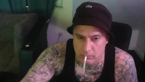 Snapshot of sinalco1975 chatting on 22, 10, 2025 sinalco1975 online show from 22, 10, 2025