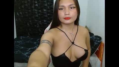 hi im thalia  nice to meet you  please give me thumbs up 3 online show from 21, 12, 2024