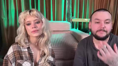 Alissa and Arthur online show from 5, 3, 2026