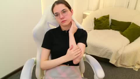 Snapshot of sindell_cryell chatting on 18, 5, 2026 sindell_cryell online show from 18, 5, 2026