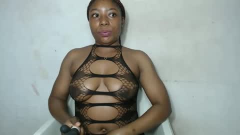 Snapshot of sinfulbicth chatting on 18, 9, 2025 sinfulbicth online show from 18, 9, 2025