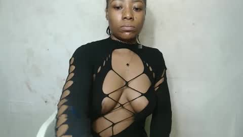 Snapshot of sinfulbicth chatting on 6, 10, 2025 sinfulbicth online show from 6, 10, 2025