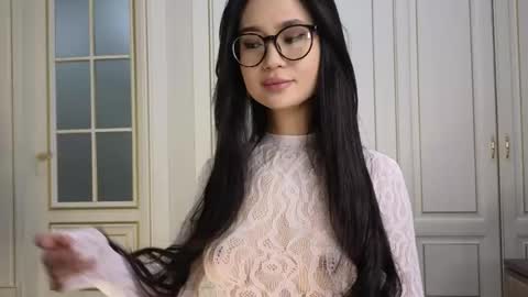 Snapshot of sinsemillaa chatting on 24, 5, 2026 Ellie online show from 24, 5, 2026